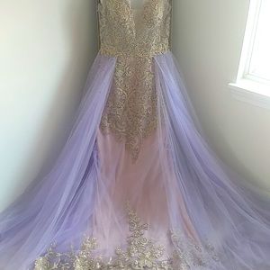 JOVANI dress. Lilac/Gold. Beautiful and elegant.